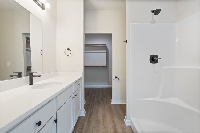 Building Photo - Auburn Villas - 3 Bedroom 2 Bathroom Molly