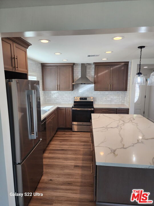 Building Photo - 15624 Gaymont Dr