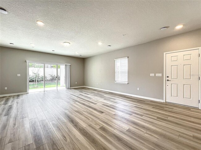 Building Photo - 1957 Canny Cv