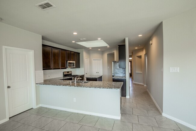 Building Photo - 1407 Wheatland Terrace Ln