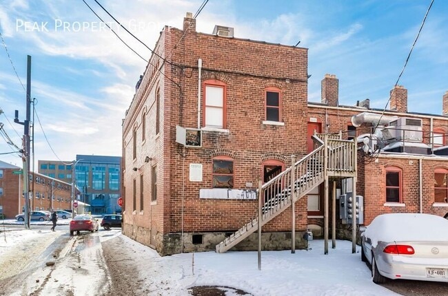 Building Photo - 24 Chittenden Ave