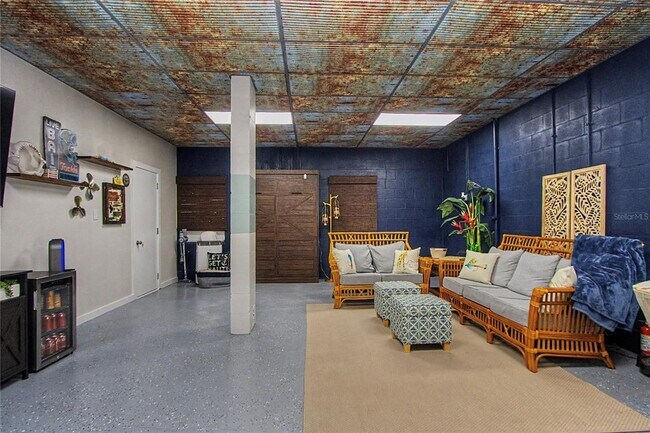 Building Photo - 12390 W Standish Dr
