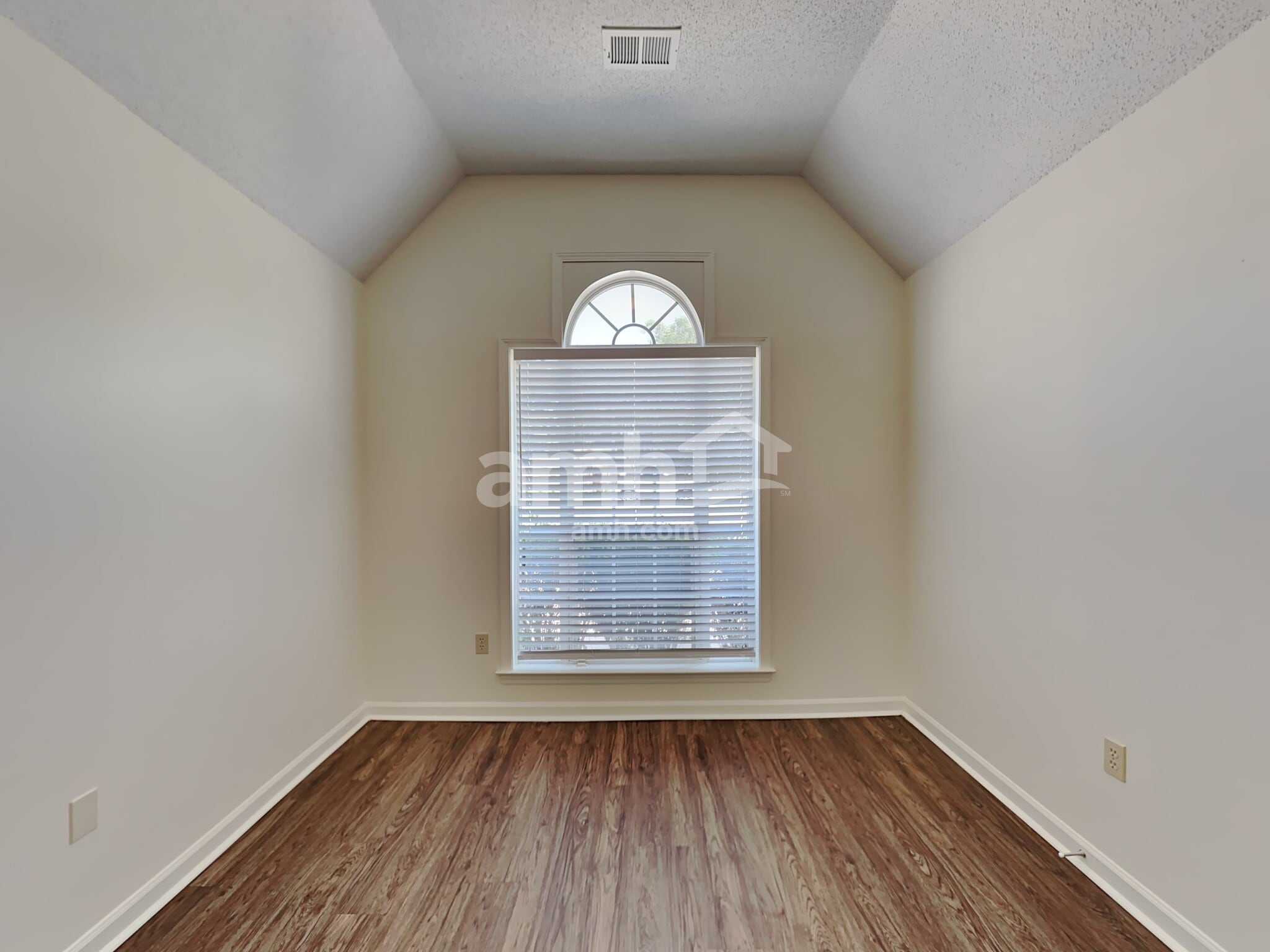 Building Photo - 4343 Shiney Point Cv