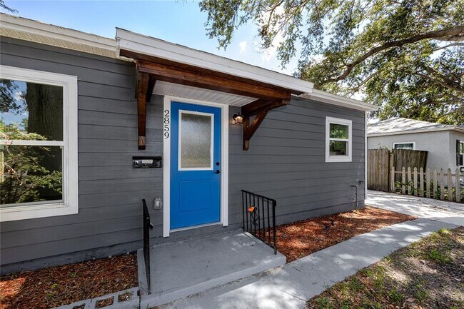 Building Photo - 2859 38th Ave N