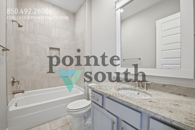 Building Photo - 26 E Pine Lands Lp