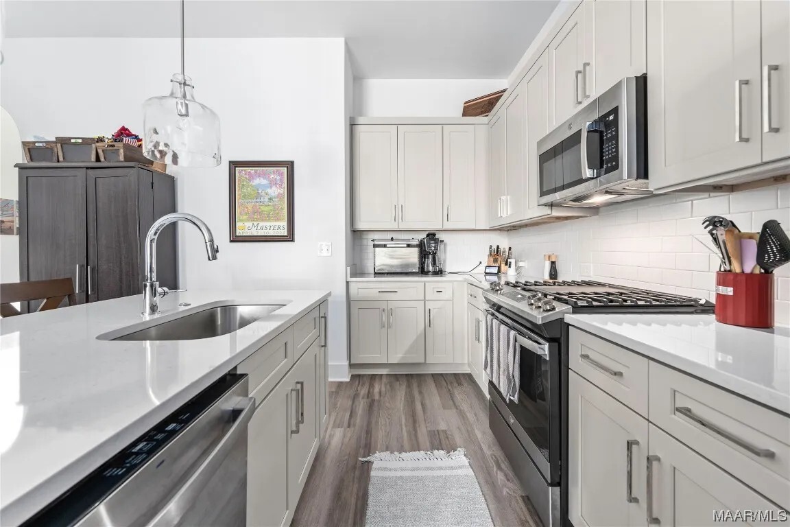 Building Photo - 4648 Broadwick St