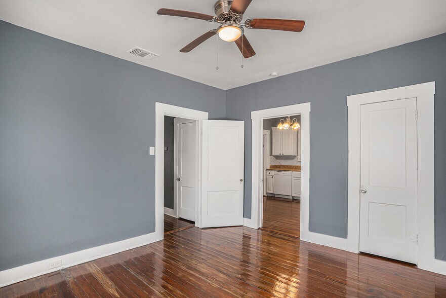 Building Photo - 722 Aberdeen Pl
