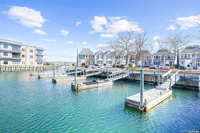 Building Photo - 40 Stirling Cove