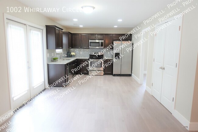Building Photo - 1002 Whirlaway Cir