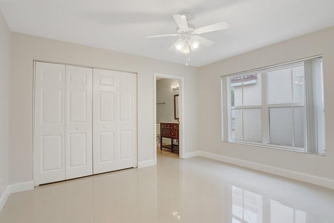 Building Photo - 3387 Chickee Ln