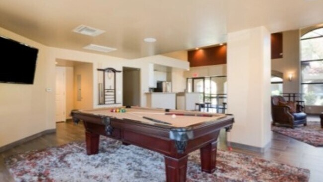 Building Photo - 3636 E Inverness Ave