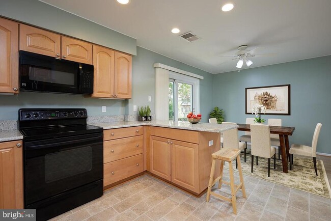 Building Photo - 2501 Windbreak Dr