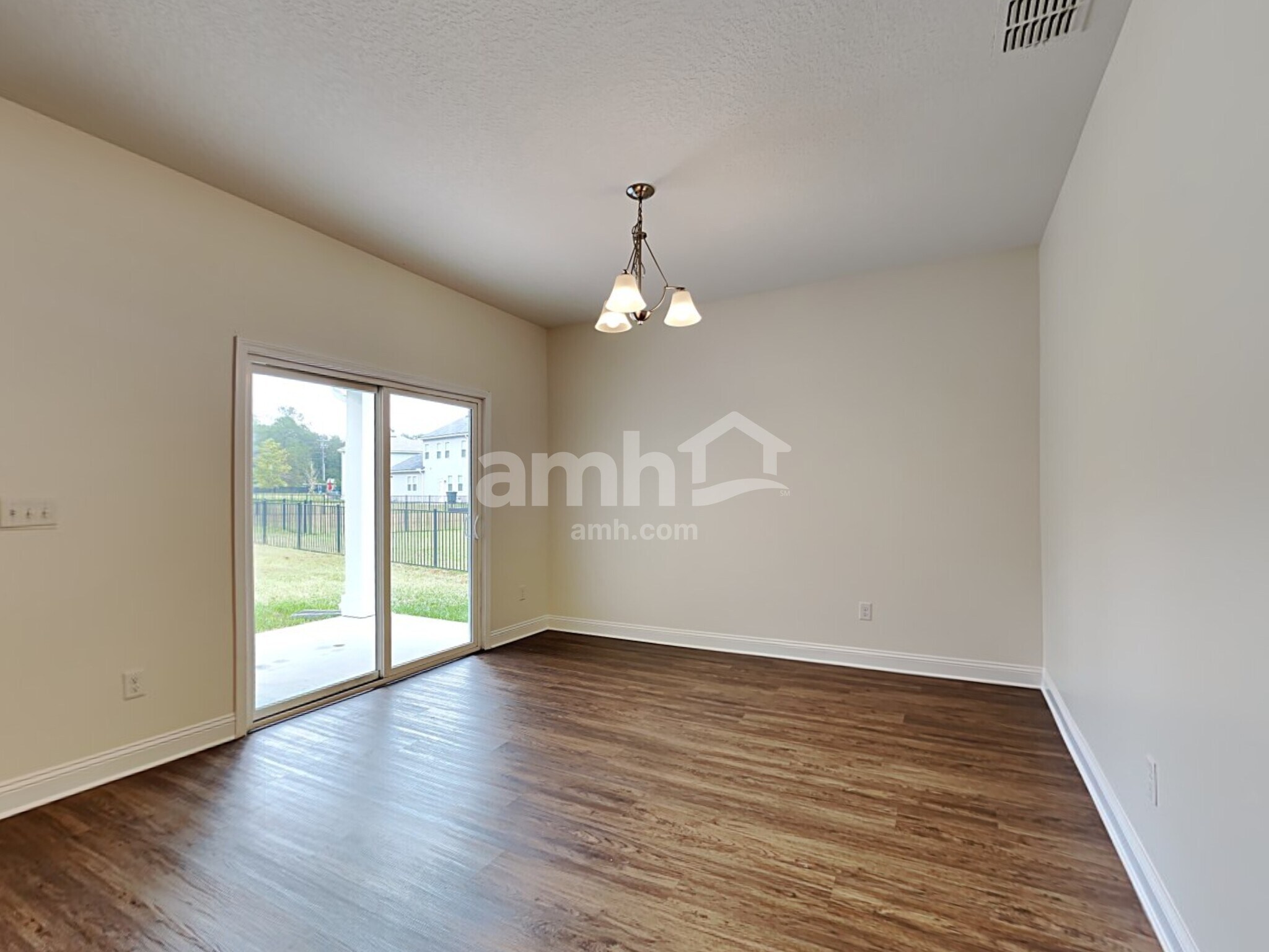 Building Photo - 917 Sunny Stroll Dr