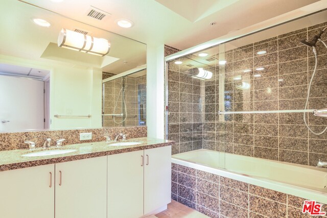 Building Photo - 13700 Marina Pointe Dr