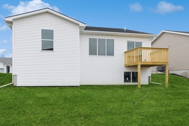 Building Photo - NEW CONSTRUCTION!! 3 Bedroom, 2 Bath Home in Altoona