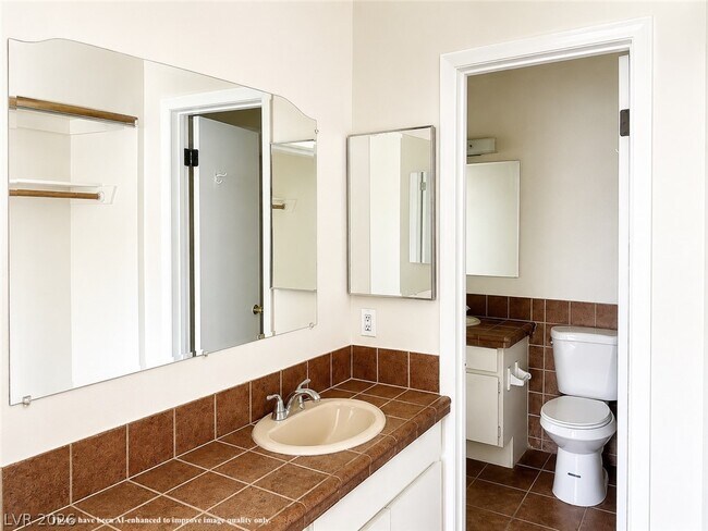 Building Photo - 4338 Caliente St