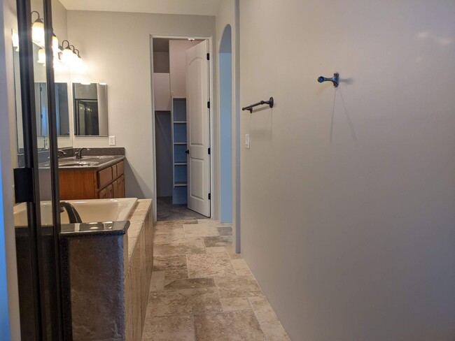 Building Photo - 3bd/2ba condo in Fountain Hills