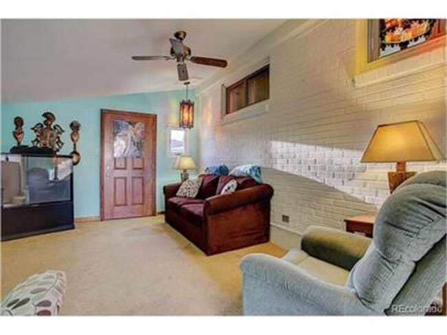 Building Photo - 10711 Blue Jay Ln