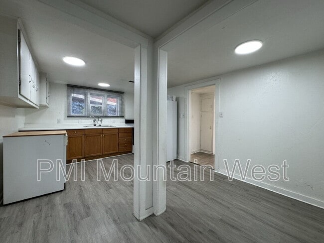 Building Photo - 538 S 1100 E