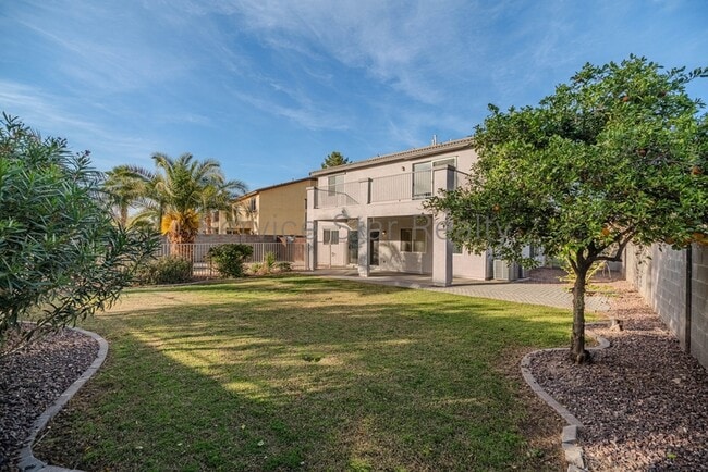 Building Photo - 3616 S Arroyo Ln