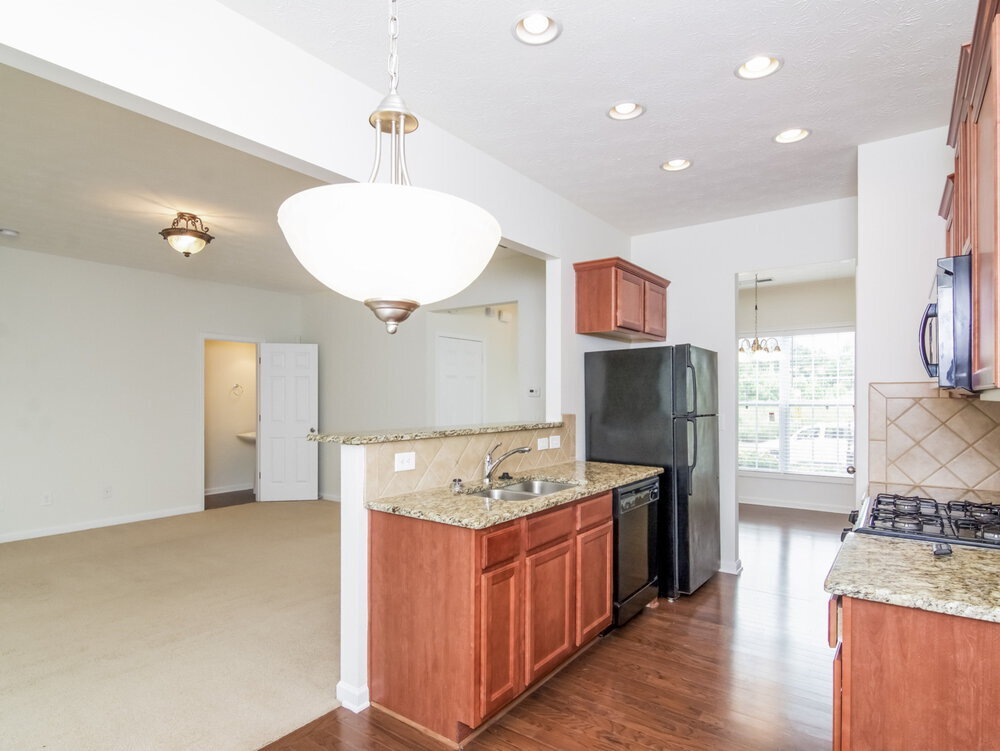 Building Photo - 815 Forsythia Way