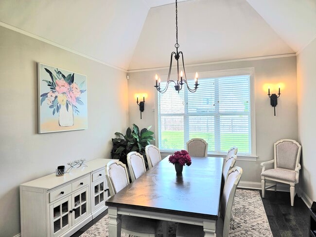 Building Photo - 4741 Carousel Ln