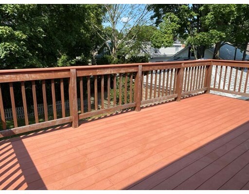 Building Photo - 39 Century St