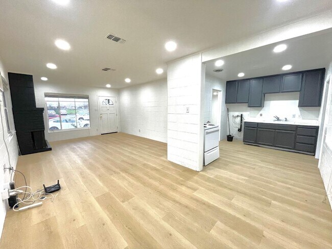 Building Photo - 5119 58th St