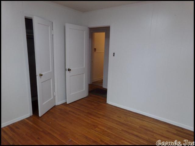 Building Photo - 166 Tulane