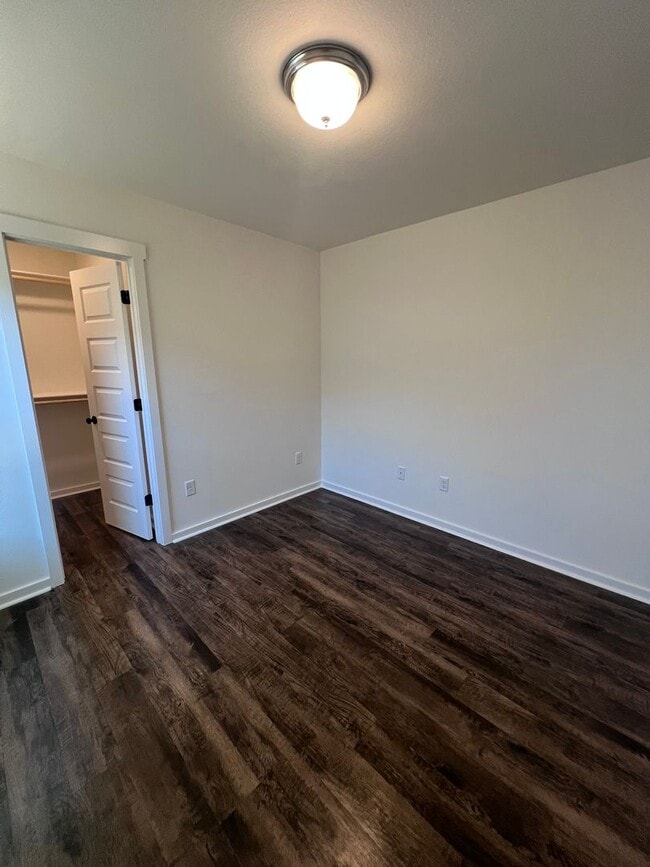 Building Photo - New Beginnings Start with AMRR: Now Pre Leasing with Move-In Special!