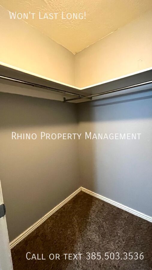 Building Photo - 8042 Copperfield Pl