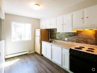 Building Photo - 4420 S 25th St