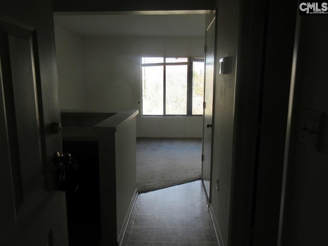 Building Photo - 1600 Park Cir