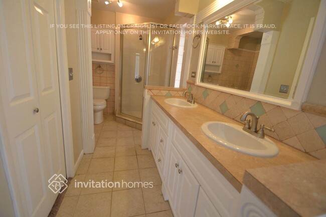Building Photo - 12305 Huckleberry Ct