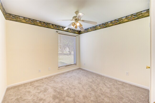 Building Photo - 1927 Ash Meadow Dr