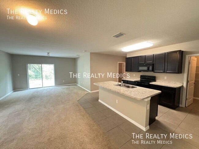 Building Photo - 1018 Ashentree Dr