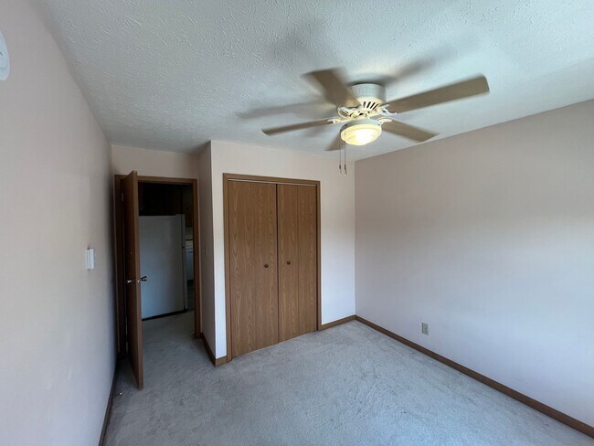 Building Photo - 2541 Neil Armstrong Dr