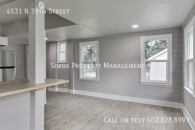Building Photo - 4531 N 39th St