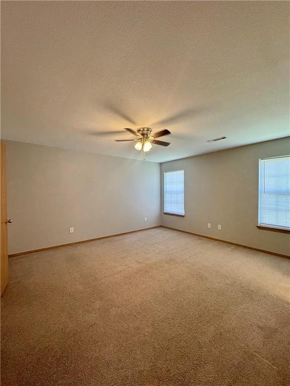 Building Photo - 340 Grant Springs Dr