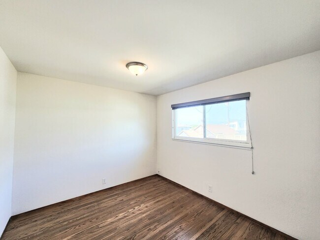 Building Photo - SANJ175