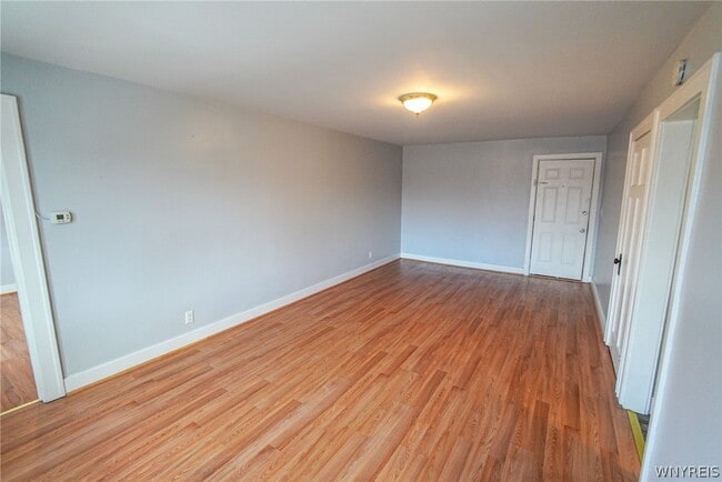 Building Photo - 1225 Hertel Ave