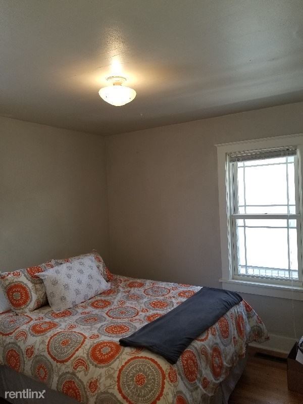 Building Photo - 2 br, 1 bath Apartment - 420 E Elizabeth St