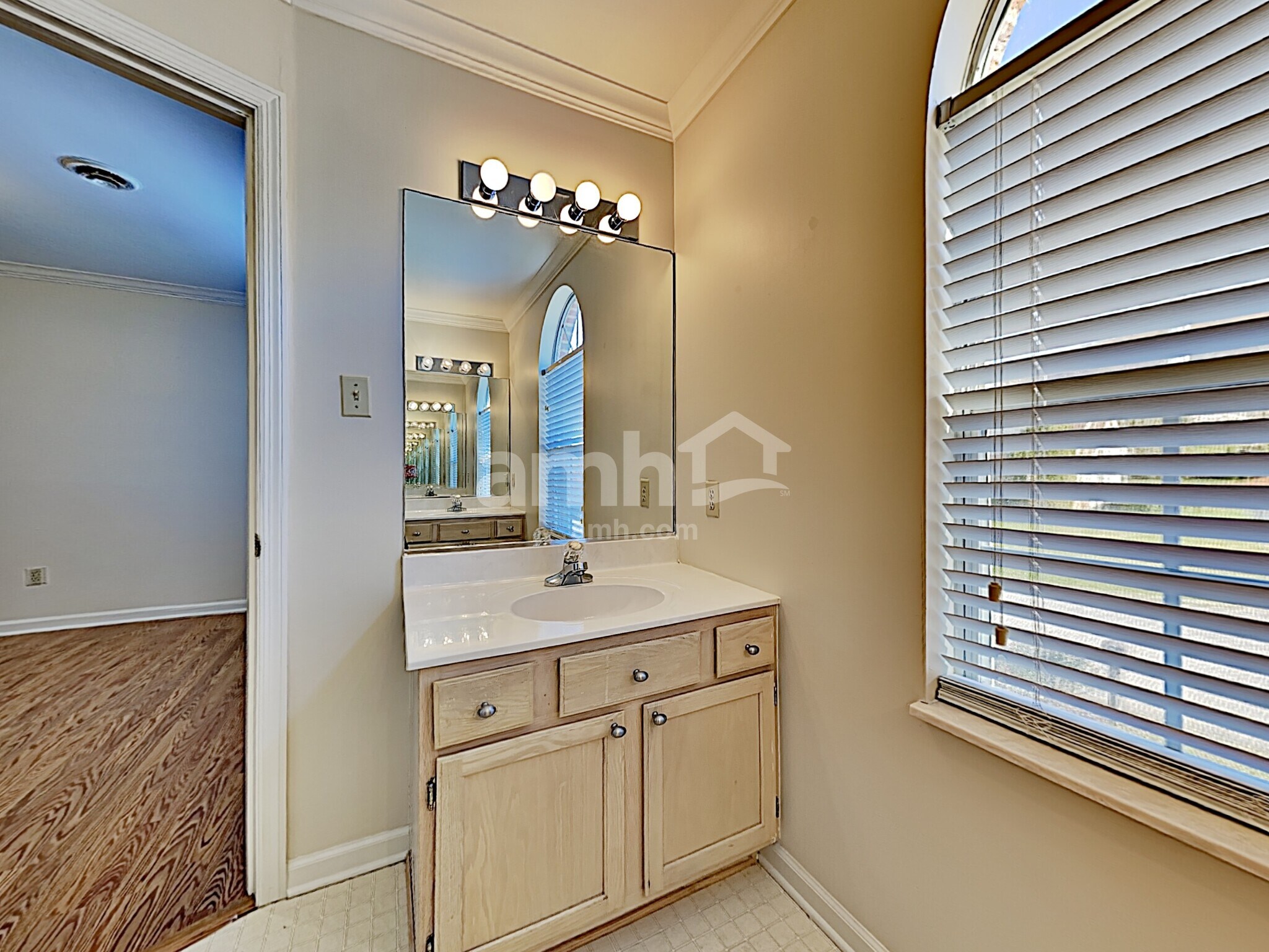 Building Photo - 10225 Highgate Cir