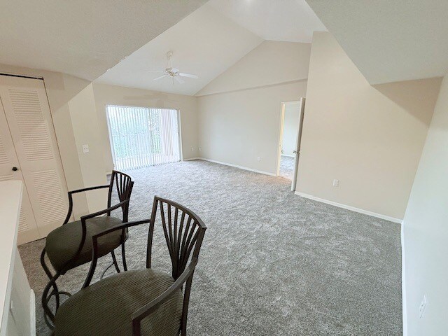 Building Photo - 1610 N 42ND Cir