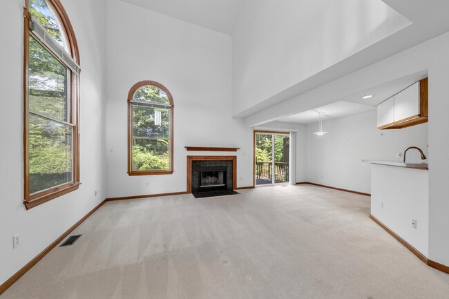 Building Photo - 2445 Mulberry Ct