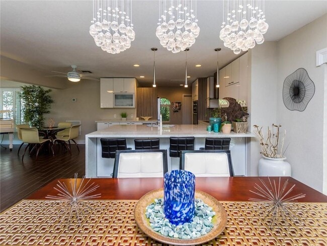 Building Photo - 2319 NE 16th Ave