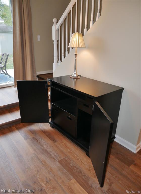 Building Photo - 2298 Browning St