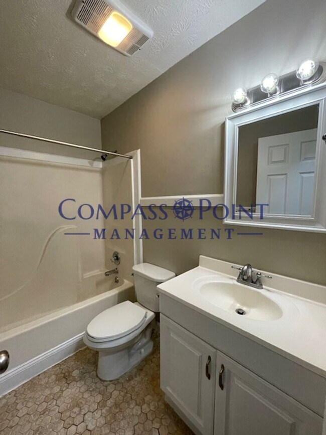 Building Photo - Welcome To Your New Home! FIRST MONTH'S RENT FREE!!