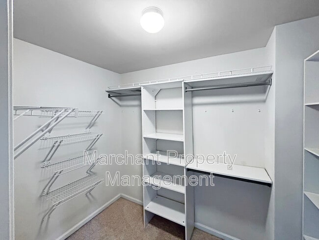 Building Photo - 114 Awendaw Way