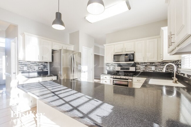 Building Photo - 13811 Hatton Cross Dr